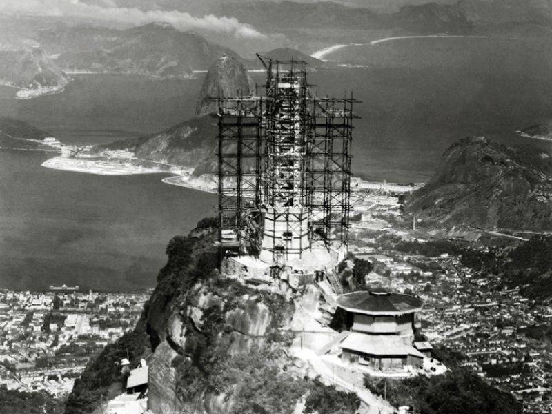 Construcción de la estatua en corcovado