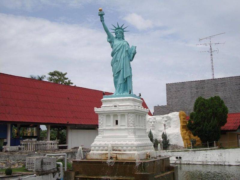 Réplica en Pattaya