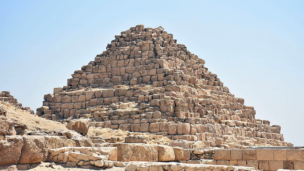 Pirámide de Hétépherès