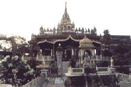 El templo de Pareshnath
