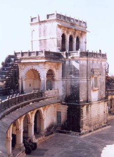 El Lakhota Palace