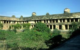 El Man Mandir Palace