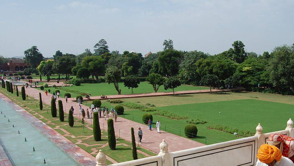 Los jardines del Taj Mahal