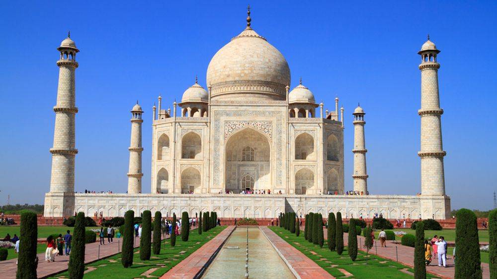 La cúpula del Taj Mahal