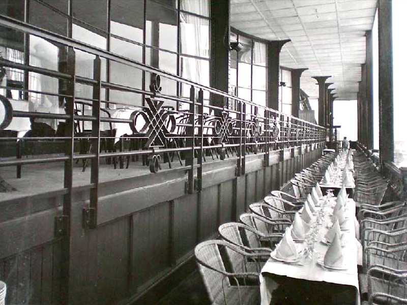 Galería del primer piso en 1937