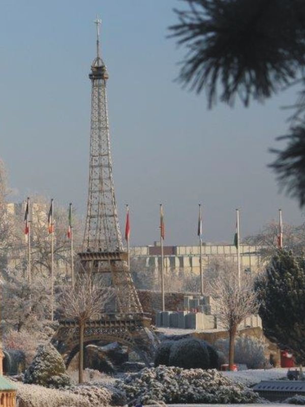 Replica de Bruselas