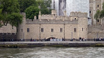 La puerta de los traidores